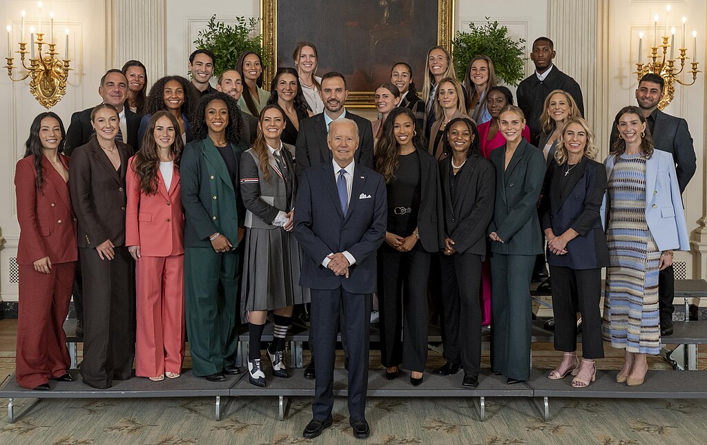 President Joe Biden with members of NJ/NY Gotham FC