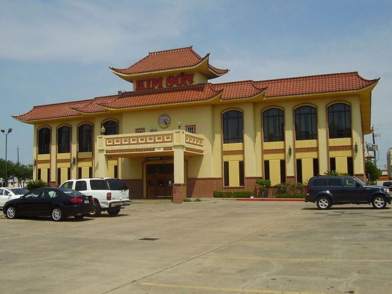 East Downtown Kim Son