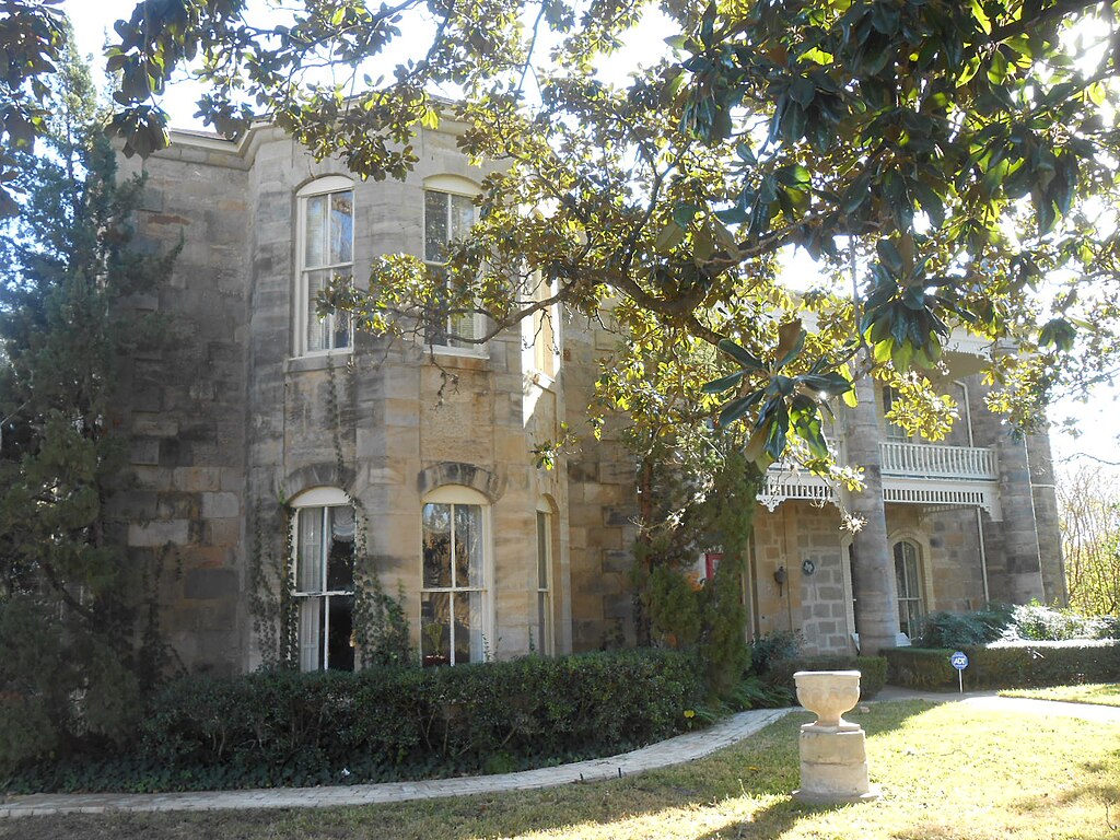 Historic Home Tours and Architectural Gems