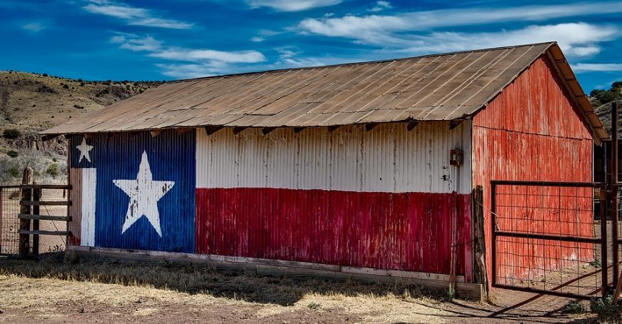 a Texas barn in a ranch.