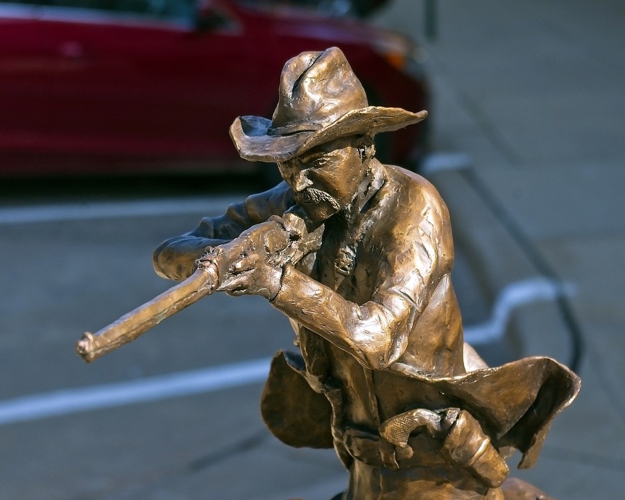 A statue of a Texas Ranger