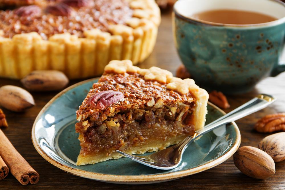 American classic cake with pecans and maple syrup