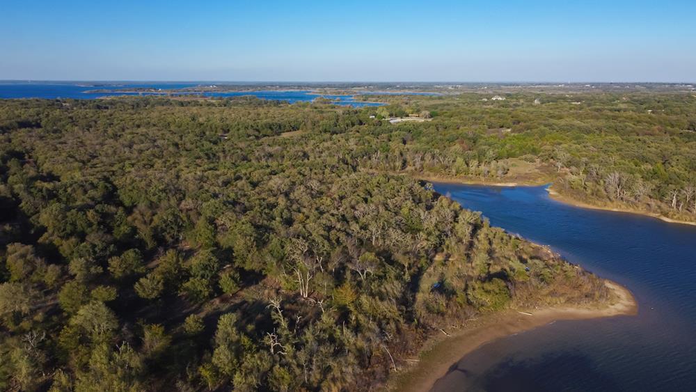 Aerial view of Isle du Bois Ray Roberts Lake State Park