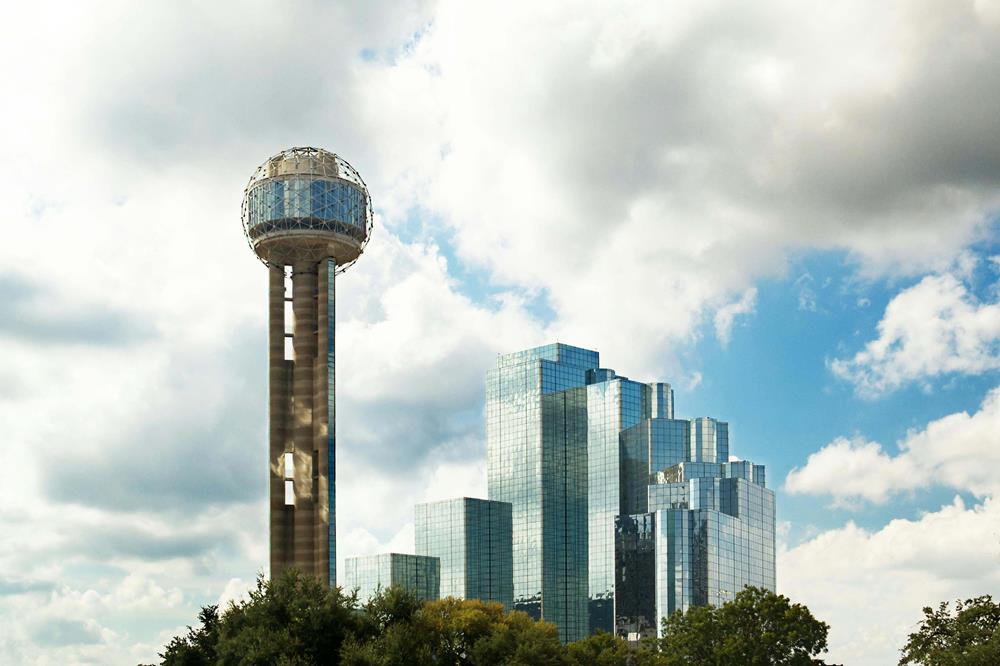 Dallas skyline featuring the Reunion Tower