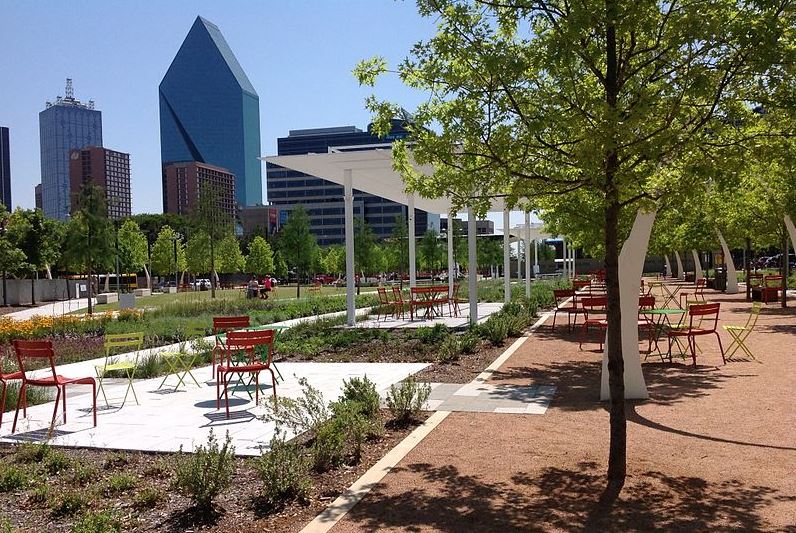 a sunny day at the Klyde Warren Park over the Woodall Rodgers Freeway
