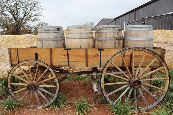 wine tasting in Fredericksburg
