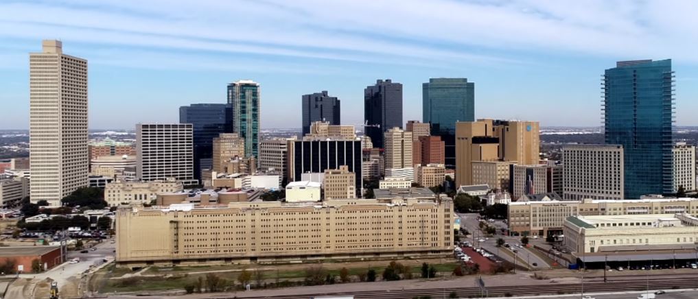 skyline of Downtown Fort Worth