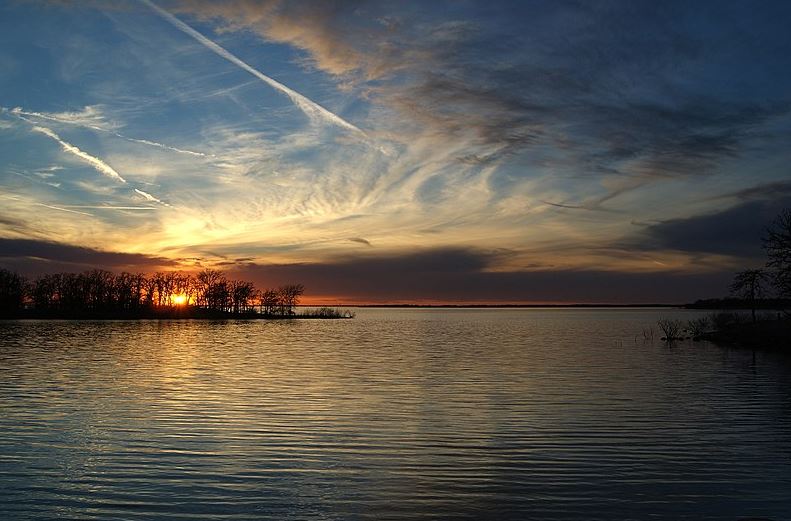 sunset at Lake Ray Roberts