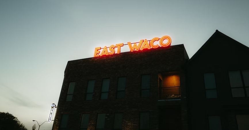 East Waco signage