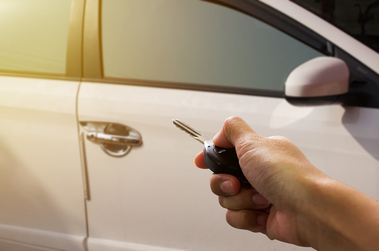 Five Things to Do When You Find Yourself Locked Out of Your Vehicle