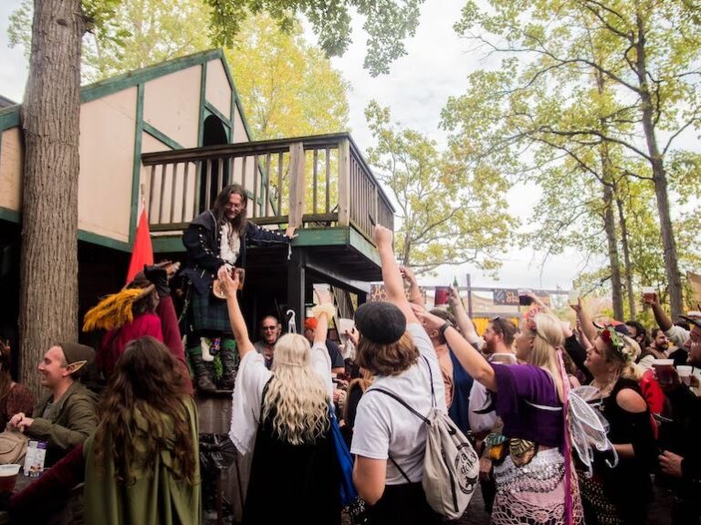 USA, Holly, renaissance festival, renaissance architecture, fantasy, human, people images & pictures, apparel, clothing, crowd