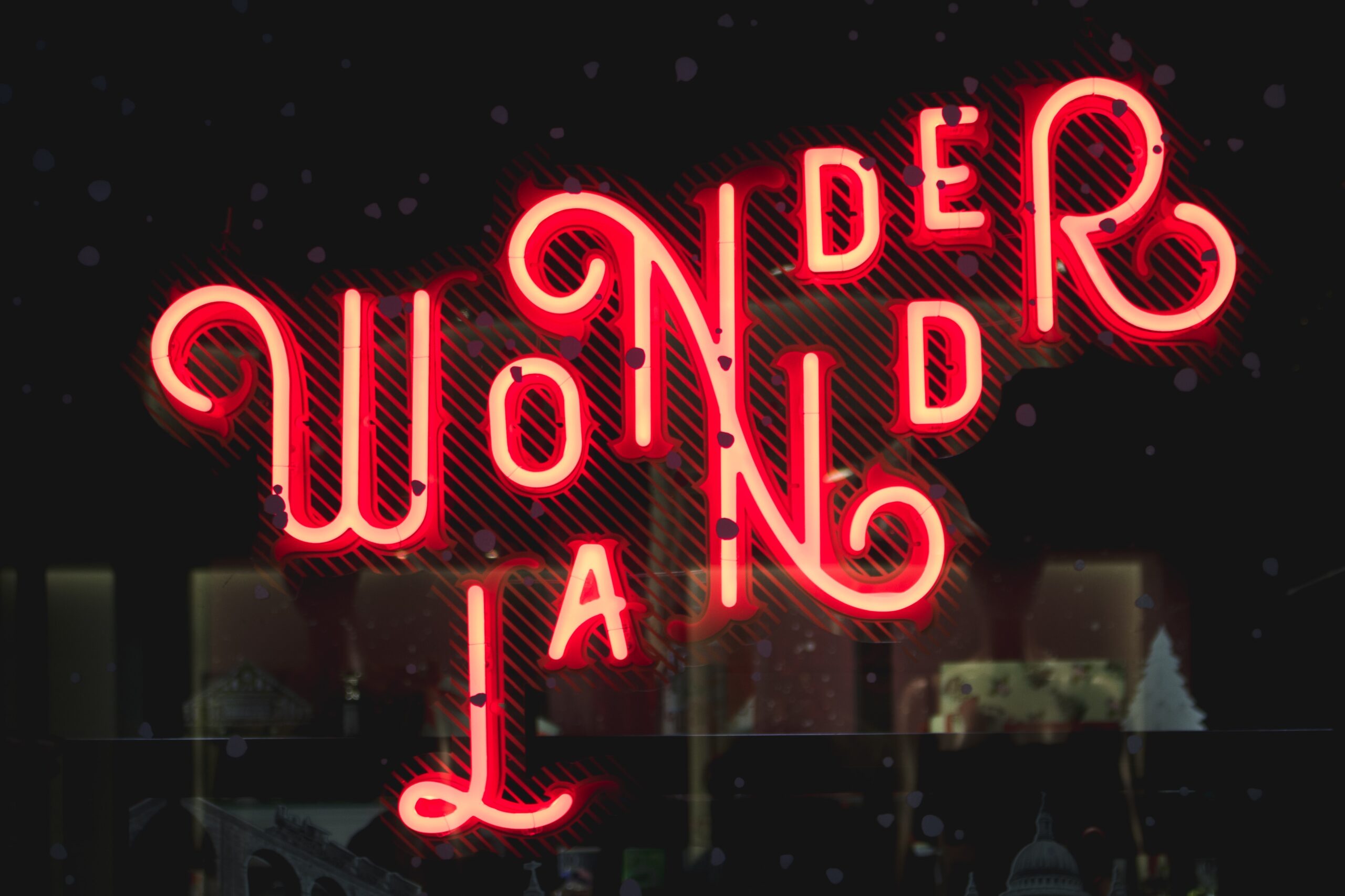 Wonderland-sign