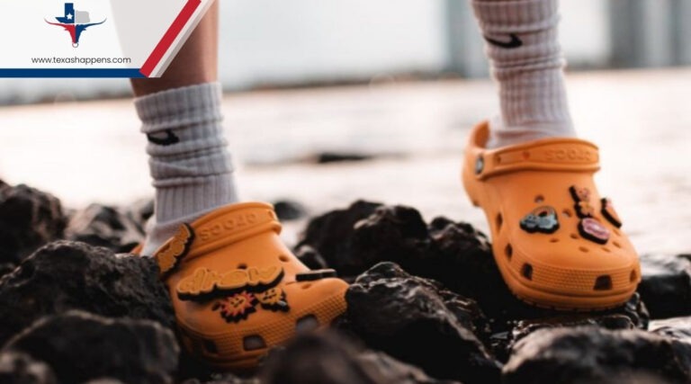 Tips for Wearing Crocs Shoes While Traveling