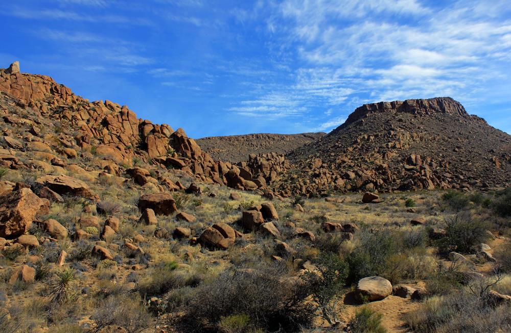 Big Bend National Park is bounded by the Rio Grande