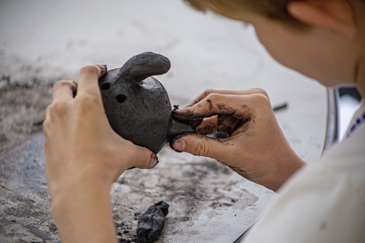Pottery, Clay