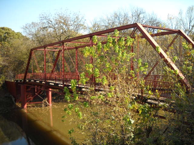 Haunted Bridge Texas: Exploring Famous Ghostly Crossings and Legends