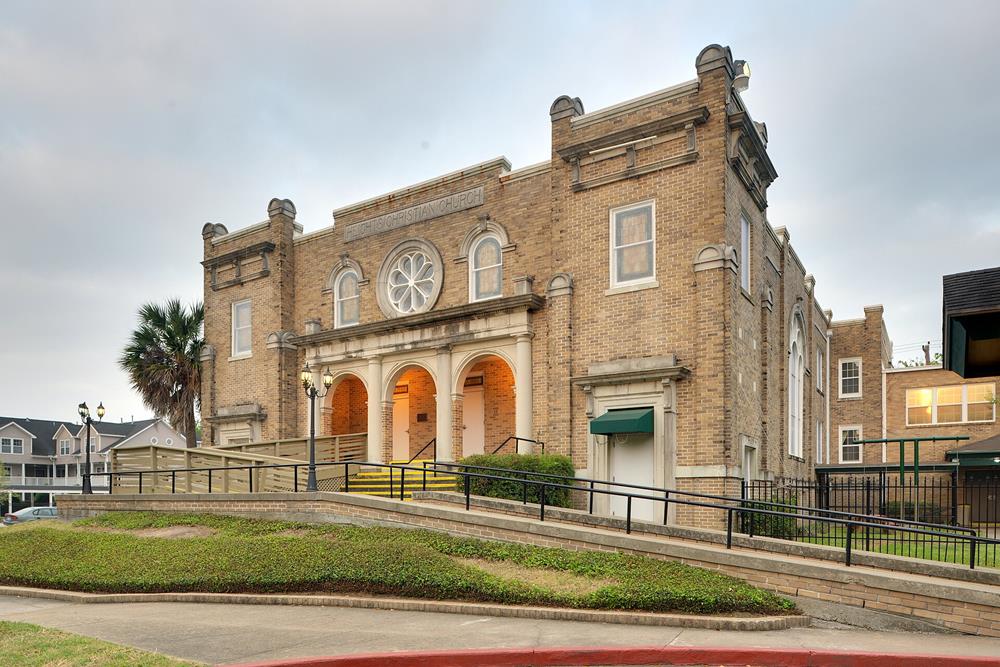 Heights Christian Church (Lambert Hall)
