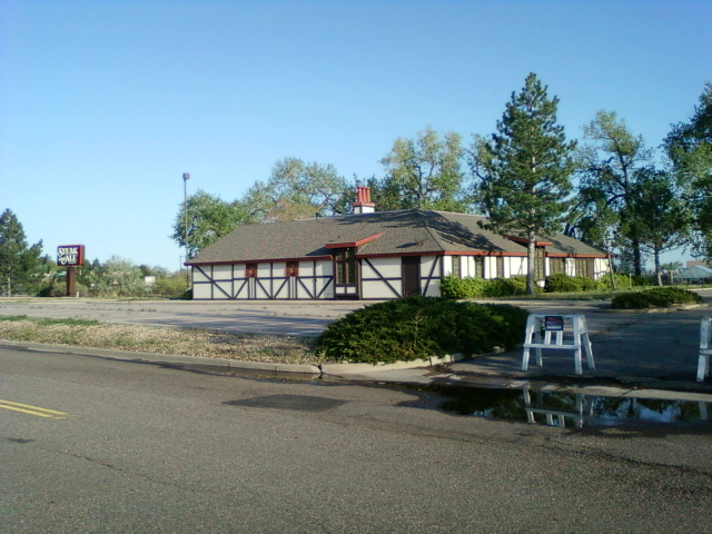 Abandoned Steak and Ale restaurant, Westminster Mall, Colorado